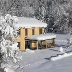 Semesterbostad Haus Valtellina