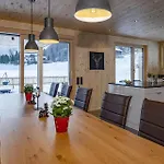 Haus Valtellina Semesterbostad *