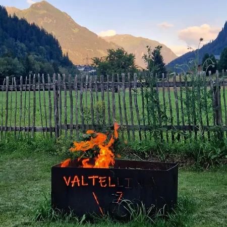 Haus Valtellina Hébergement de vacances *